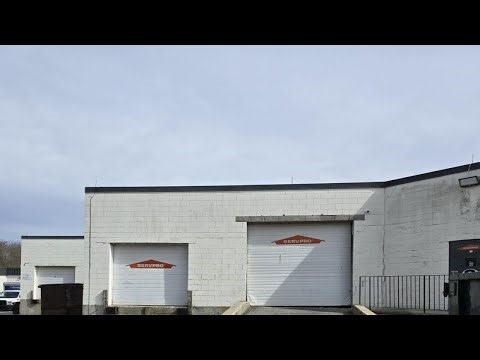 362 Industrial Park Road, Middletown, CT Presented by Rob Rosa.