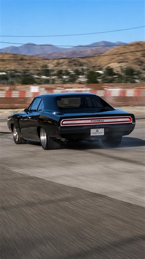 1600HP twin-turbo Dodge Charger stuns on the street