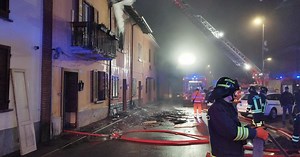 Incendio a San Genesio ed Uniti, due intossicati