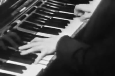 Joe Zawinul such a genius!!! Cannonball Adderley Sextet live in Germany 1963 Get the Jazz Icons: Cannonball Adderley - Live in '63 - Cannonball Adderley (Actor), Nat Adderley (Actor), Various (Director) - Format: DVD here: https://amzn.to/3rdZbo3 | Legendary Musicians