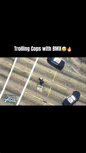 BMX + Cops = Pure GTA Chaos! 🚔😂 #gta5 #gta #gtaonline #grandtheftauto5gameplay #gtavicecity #gta6