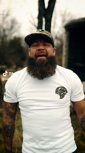 Keith Cash Releases 'Mossy Oak' - Stream Now!