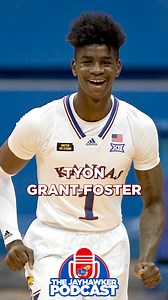 On this episode of The Jayhawker, Wayne Simien and Greg Gurley preview the NCAA basketball brackets, including Kansas' first-round matchup against Samford on Thursday night. 🏀 Former Jayhawk Tyon Grant-Foster will play the following day! 👀 Click the link below or in our bio to watch the full episode, or listen wherever you get your podcasts! 🎧 https://www.youtube.com/watch?v=bHXvwVyhNoQ | Sports Radio 810 WHB