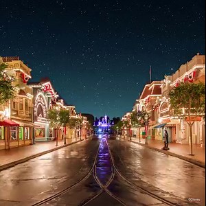 Come join us for a frightfully good time! It’s Halloween Time at #Disneyland Resort, September 3–October 31. Tickets and Park reservations required. | Disneyland