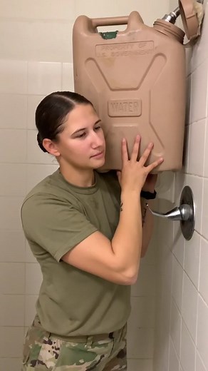 “so what’s it like being a medic??? y’all do real cool training, right???” #army #armymedic #68w #armyfemale #military #emt