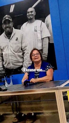 I bought everything at Goodwill and THIS happened 🥺❤️ (Donation L1NK LIVE) #goodwill #shopping #customers #kindness #love