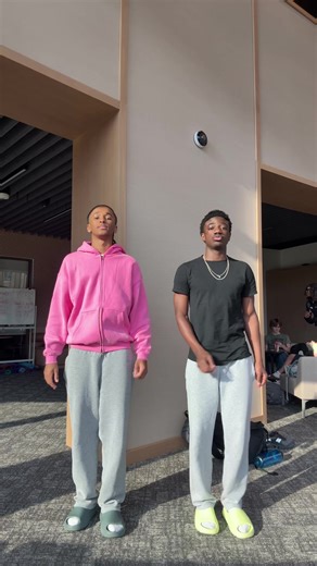 Rowww rowww Dc:(@Pabloo🇧🇿)#dance #school #dance #newyear | dance