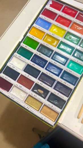 Making progress on the Northern Cardinal watercolor. | Robert Hafey