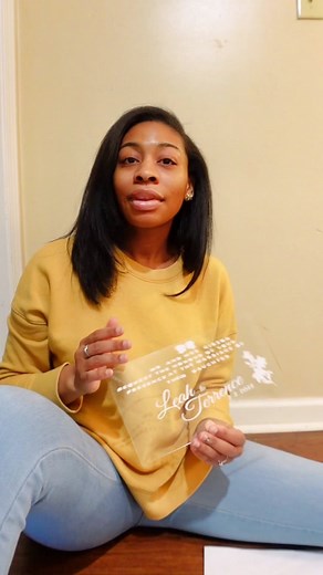 Here’s how to make high-quality acrylic invitations for only $20! #diywedding #acrylicinvitations #cricutprojects #HowTo #cricutwedding