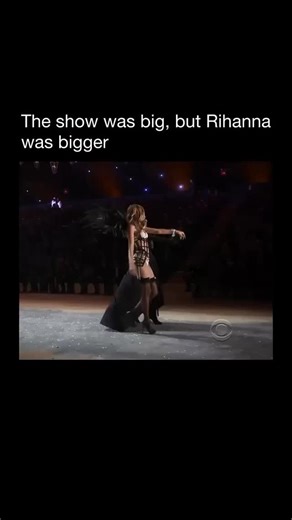 Gentlemen Viral on Instagram: "In 2012, Rihanna performed “Diamonds” live for the first time at the Victoria’s Secret Fashion Show in New York. Wearing black lingerie and thigh-high boots, she brought elegance and power to the runway’s “Dangerous Liaisons” segment. Her smooth vocals and effortless confidence turned the fashion spectacle into a truly unforgettable moment. #rihanna #diamond #newyork"