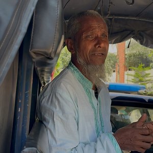 3.2M views · 10K reactions | ভাইরাল আব্দূল কালু মিয়াকে গ্রেপ্'তা'র করে কোর্টে নিয়ে যাওয়া হচ্ছে | News ABC | Facebook