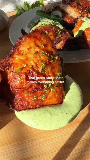 That green sauce that makes everything better. This creamy cilantro sauce is the kind you’ll want to put on everything. Creamy, herby, a little garlicky, with just the right kick and perfect with crispy air fryer chicken. Full chicken recipe coming next 👀 Save this — you’re going to need it Creamy Cilantro Sauce 1/2 cup greek yogurt 1/4 cup mayo 2 tbsp lime juice 2 tbsp olive oil 1/2 tsp salt 1 tsp honey 1 Jalapeno 1/2 cup Parsley 1/2 cup cilantro 3 cloves garlic #easyrecipe #sauce #cilantrolim