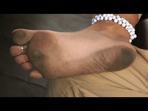 City Feet. Anya's barefoot walk. Part 3 (Anya)