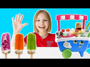 Amelia & Avelina pretend play selling ice cream and fruits - Videos For Kids