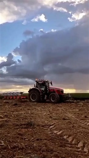Massey Ferguson Farm Machinery Showcase