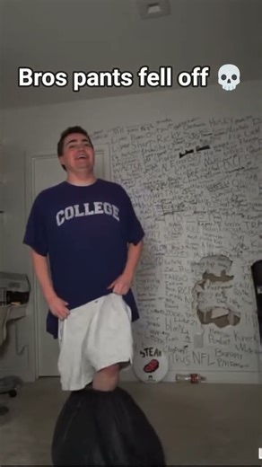 bros pants fell off 💀😭 #steak #cruz