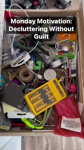 Decluttering without guilt #decluttering #cleaning #howto #motivation #clean #guilty #momlife #kids #family | Organized Chaos