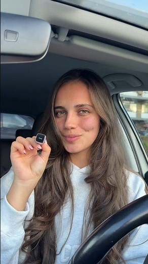 De CarMe Ultra Mini 2-in-1 CarPlay Dongle geeft elke auto snelle draadloze CarPlay + Android Auto. 🚗