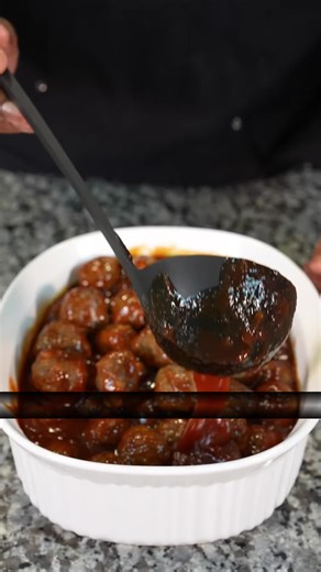 Sesame Ginger Meatballs #royaleeats