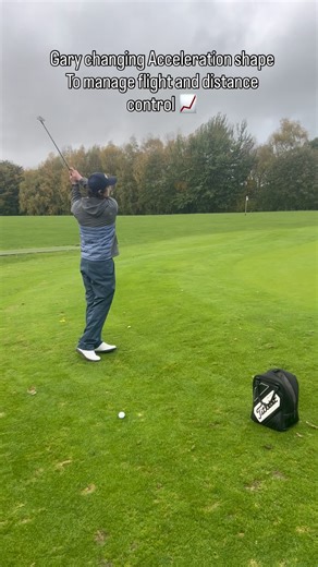 Gary changing acceleration timing and amount to help control strike and flight Changing a last minute accelerate into a more gradual pace throughout the swing to help handle drive and depth Think about it more as coasting than accelerating Then adding and explaining different shots for different locations and making sure we pick the one that goes closest to hole You’ll also spot a @ianhollowaygolf drill or 2 in there #golftips #golftipsdaily #golftipsforbeginners #golfcoaching #golfreels #golfdr
