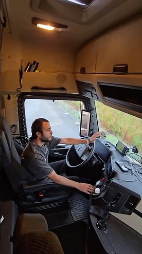 Man’s World 💥 Living the Scania Power Lifestyle 🚛💎 #scania #automobile #scaniatouring #travel