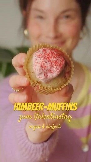 Raspberry Cream Cheese Cupcakes 💗 | vegan, sugar-free & perfect for Valentine's Day