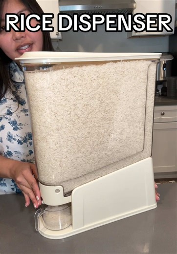 I wish I saw this rice dispenser first! Ugh! So much sleeker and slimmer! #rice #riceislife #ricedispenser #kitchenappliance
