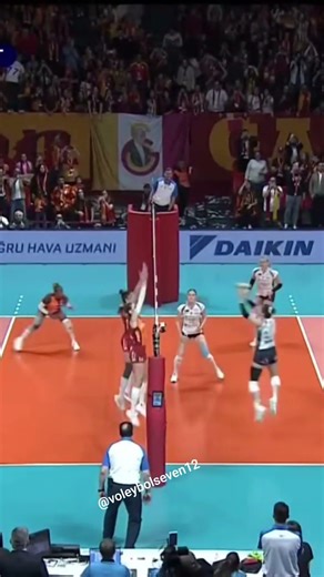 🟡🔴Galatasaray Daikin CEV Cup’ta şampiyonluğa ulaşarak tarihindeki ilk Avrupa kupasını kazandı🔥