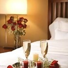 How to Surprise My Boyfriend on Our Anniversary at a Hotel Room