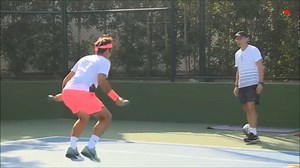 Roger Federer - Warm up routine. * Subscribe and follow the following pages: > Roger Federer ( website ) rogerfederer.com/ > Roger Federer ( instagram ) instagram.com/rogerfederer/ > Roger Federer ( Facebook ) facebook.com/Federer/ | Tennis.tips