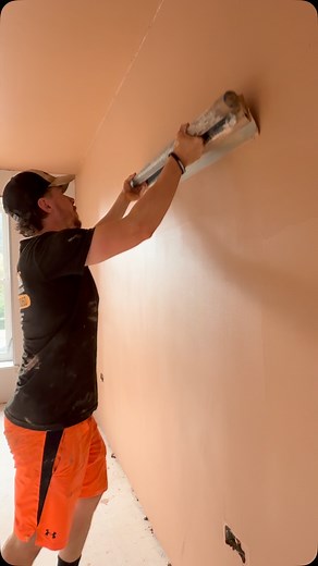 864 reactions · 12 shares | Skim a wall with me!  The process I use to achieve great finishes every time  #plasteringlife #plasterer #plastering #multifinish #refina #britishgypsum #skimming #skimmer #surreybuilders #spreading #plasterboard #finishingtouches #asmr #asmrsatisfying #fyp #foryou #foryoupage #constructionwork #constructiontips #worktips #bedroomrenovation #livingroomrenovation #bathroomrenovations #tradesman #tradie #constructionuk | WallWorks Pro Plastering | Facebook
