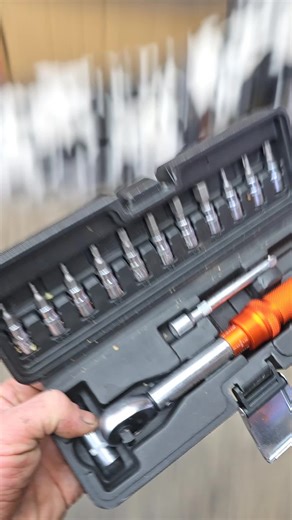 Mini Torque Wrench: Compact Power Tool Review