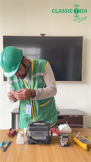 How To Do Perfectly Fiber Splicing? Detailed Video Tutorial and job Opportunities. . . . #Classictech #fibersplicing #jobinisp | Classic Tech Internet