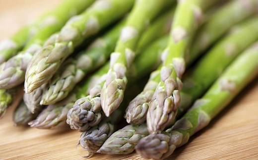 "Dead easy": Nici Wickes' Asparagus and Cheddar Frittata