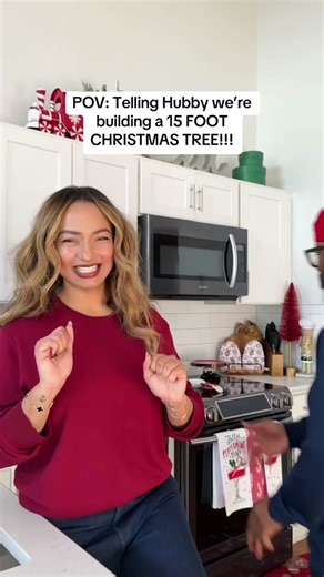 Decorating a 15 Foot Christmas Tree for the Holidays