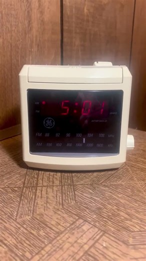 Vintage GE Alarm Clock Radio - Tested - Etsy