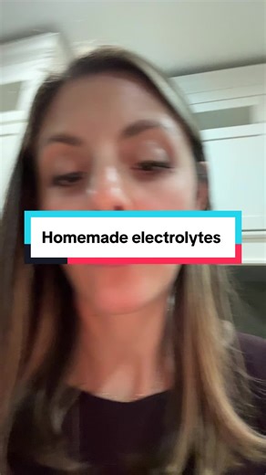 Try to make more stuff at home to avoid nasty ingredients on the products that we buy at the store. This homemade electrolyte drink is healthy and delicious #homemadeelectrolytes #naturalelectrolytes