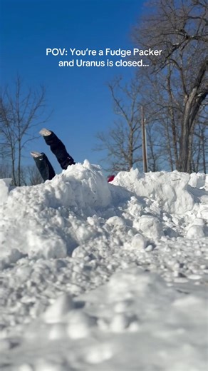Fire in the hole! #snowstorm #snowday #uranusfudgefactory