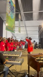 Happy Sunday Everyone !Happy 504 Day New Orleans ! Be Blessed on this good ole day have a blast whatever you may do today just be safe ! Sending Love Queen Diva ! Bigfreedia hope you enjoy this video of me and my fav Choir !! #jazzfest2025 #504day | Big Freedia