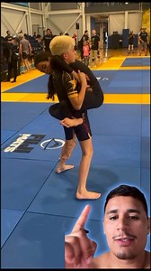 3M views · 63K reactions | This Girl Is So Sneaky With This BACK TAKE 勞  This girl pulls off one of the sneakiest back takes you’ll ever see! Her timing, control, and technique are on another level — pure Jiu-Jitsu mastery 勞 Whether you train BJJ or just love grappling highlights, you’ll want to watch this twice!  #jiujitsu #bjj #grappling #mma #nogi #fblifestyle | Viniciusmachinejj | Facebook
