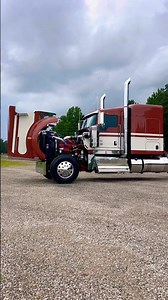 2027 W900L in Sunburst 🔥🦾 #kenworth #longhaultrucker #truck #trucking #semi