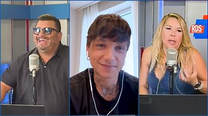 Intervista di oggi a RDS "Sei più generoso con te stesso e questo mi piace tantissimo. Perché tu hai un mondo dentro Niccolò che oltre con le tue canzoni può essere raccontato anche a voce, esattamente come stai facendo in questo momento." Anna Pettinelli #ULTIMO #RDS #altrove #AnnaPettinelli | Ultimo - Sogni appesi