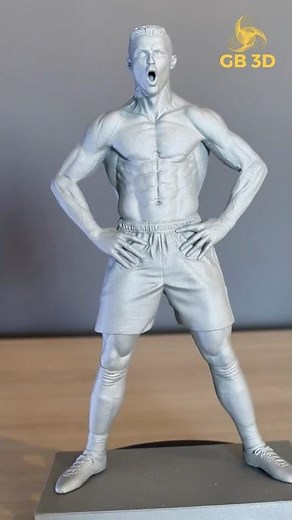 Cristiano Ronaldo Statue - 3D Printing