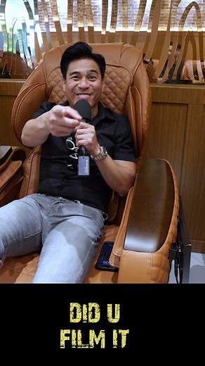 Singer Andy Quach's "second ever" pedicure at The Venetian and shared why he would use The OneJet in his family salon. 💙 The OneJet is one-time use, 100% disposable, hygienic and recyclable. Giving you peace of mind while enjoying your pedicure. 💙 The OneJet là công nghệ mới, với trọng lượng nhẹ, phun nước mạnh, dễ dàng tháo lắp và chỉ xài một lần rồi vứt đi không cần phải lau chùi. Thợ sẽ tiết kiệm nhiều thời gian, không cần phải rửa sạch Jet, mang lại cho bạn sự an tâm trong lúc chăm sóc châ