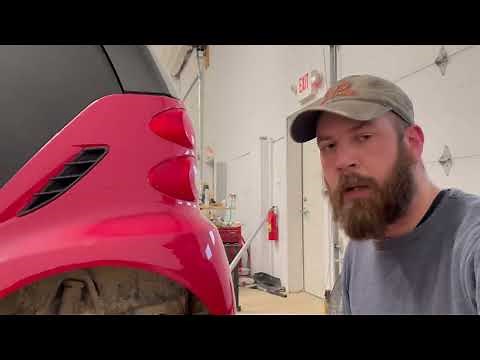 Smart Fortwo lift kit install Part 1. Rear suspension.