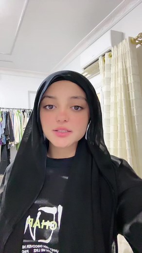 مدرسة فيلا: تجهيزات الصباح مع ماما والطرحة
