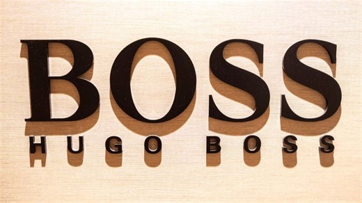 Hugo Boss s'est enrichi grâce aux uniformes nazis et au travail forcé, révèle une étude - i24NEWS