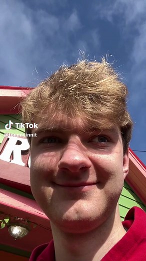 Tommy (@tommyinnit)’s videos with original sound - Tommy