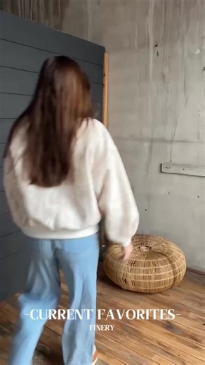 Spend your Sunday morning shopping our new arrivals from the comfort of your couch --> www.shopfineryfashion.com 📲