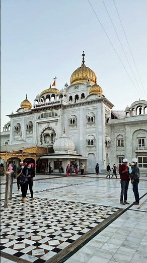 Sri Bangla Sahib Gurudwara Delhi - Stunning Exterior Tour & History | Golden Temple of Delhi